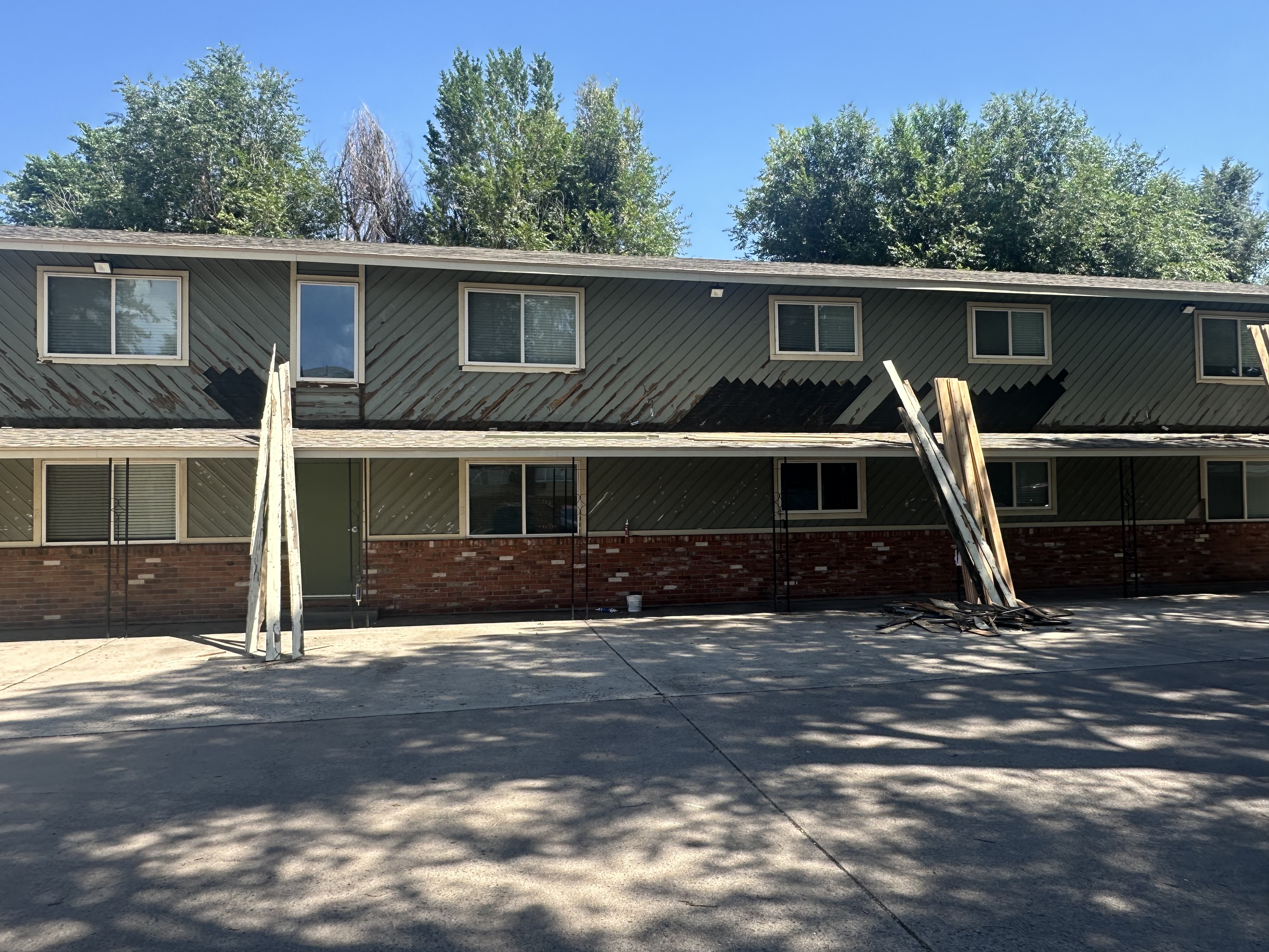 Large Apartment Complex - Quality Exterior Work